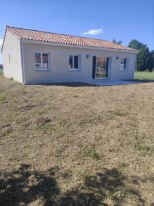 Location Maison 4 pi�ces REVEL 31250