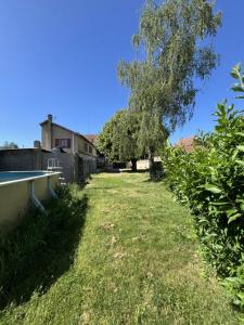 Vente Maison 8 pi�ces FLEURY-LA-MONTAGNE 71340