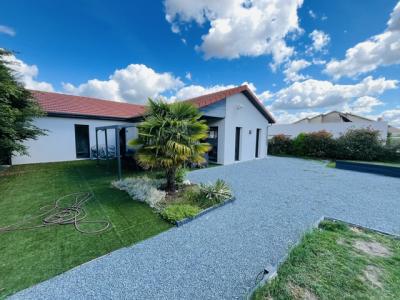 Vente Maison 5 pi�ces RIORGES 42153