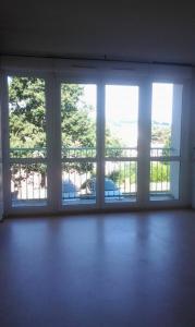 Location Appartement 4 pi�ces DELLE 90100