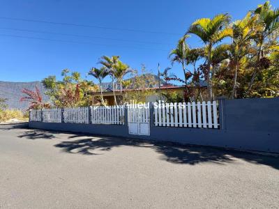 Location Maison 5 pi�ces CILAOS 97413