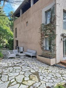 Vente Appartement 5 pi�ces BEAURECUEIL 13100
