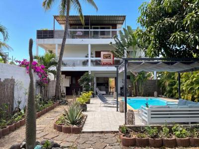 Vente Commerce SAINT-GILLES-LES-BAINS 97434