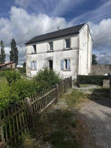 Vente Maison 3 pi�ces SAINT-AMAND 23200