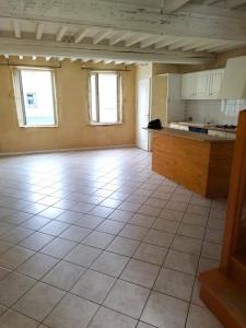 Location Appartement 4 pi�ces VILLEFRANCHE-SUR-SAONE 69400