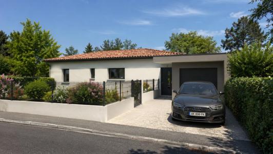 Vente Maison 5 pi�ces MONTBOUCHER-SUR-JABRON 26740