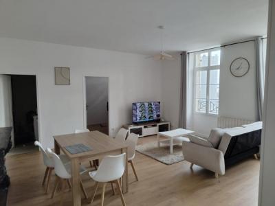 Location Appartement 4 pi�ces BLAYE 33390
