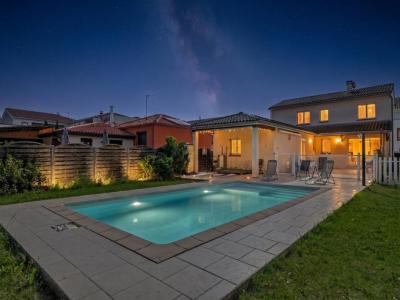 Vente Maison 8 pi�ces CASTELGINEST 31780