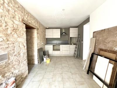 Vente Maison 7 pi�ces NEUVILLE-DE-POITOU 86170