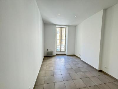 Location Appartement MARSEILLE-2EME-ARRONDISSEMENT 13002
