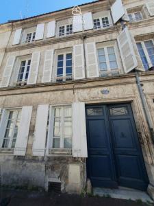 Vente Maison 9 pi�ces ANGOULEME 16000