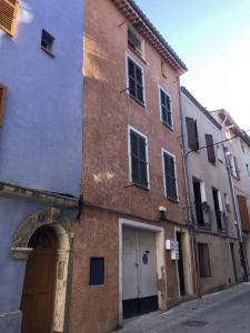 Vente Maison 8 pi�ces CUERS 83390