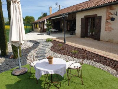 Vente Maison 6 pi�ces NEUVILLE-LES-DAMES 01400