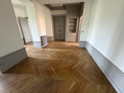 Location Appartement 4 pi�ces LYON-2EME-ARRONDISSEMENT 69002