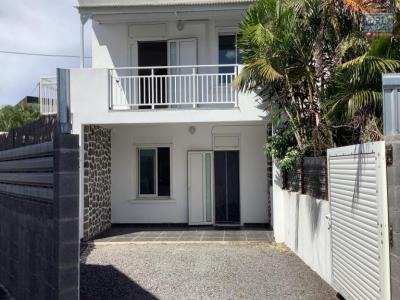 Location Maison SAINT-PIERRE 97410