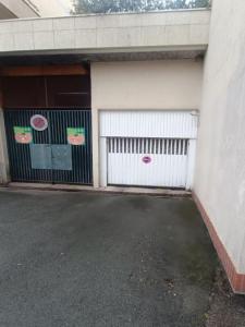 Vente Parking MONTIGNY-LE-BRETONNEUX 78180