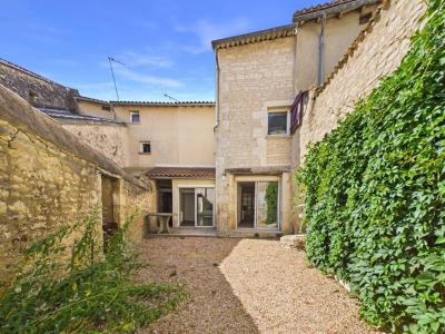 Vente Maison 6 pi�ces MIREBEAU 86110
