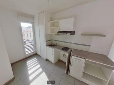 Location Appartement 2 pi�ces TOULON 83100