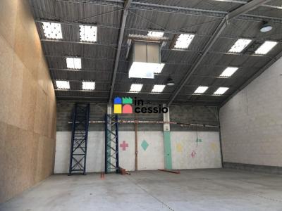 Location Commerce MANS 72000