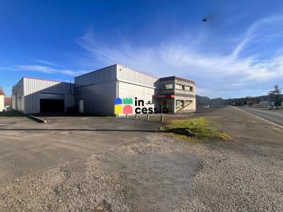 Location Commerce VIBRAYE 72320