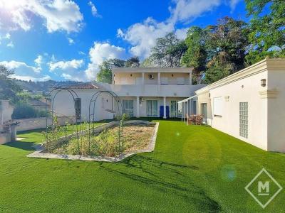 Vente Maison 8 pi�ces MARSEILLE-12EME-ARRONDISSEMENT 13012
