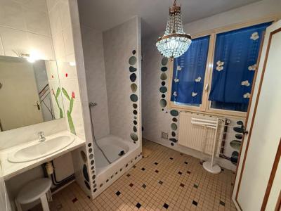 Vente Maison 4 pi�ces YZEURE 03400