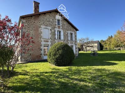 Vente Maison 8 pi�ces MASSIGNAC 16310