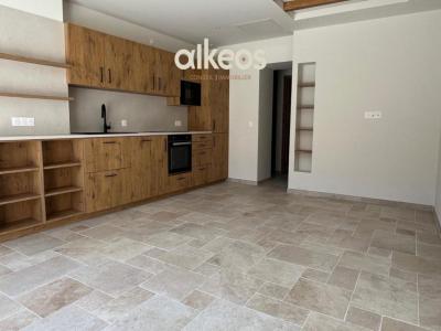 Vente Maison 4 pi�ces LAVANDOU 83980