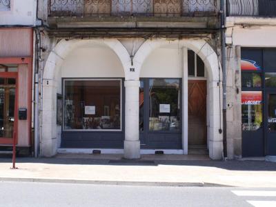 Vente Immeuble LANGOGNE 48300