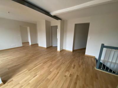 Location Appartement 3 pi�ces REVEL 31250