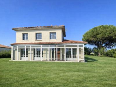 Vente Maison 5 pi�ces CHENAC-SAINT-SEURIN-D'UZET 17120