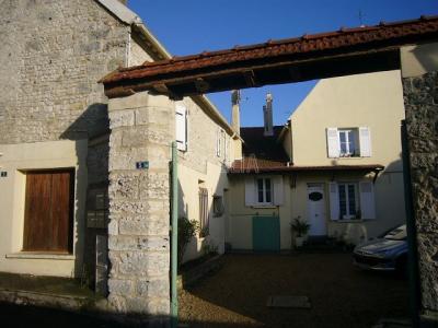 Location Appartement 4 pi�ces BENNECOURT 78270
