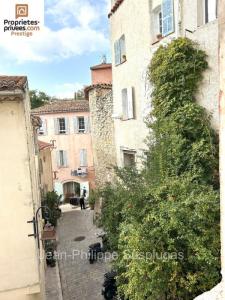 Vente Maison 5 pi�ces CEYRESTE 13600
