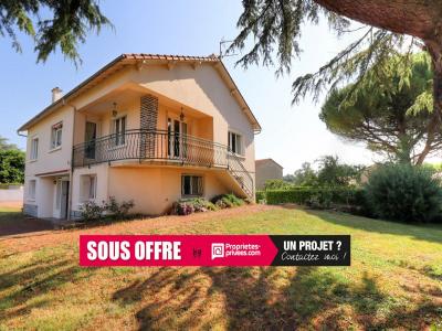 Vente Maison 5 pi�ces SAINTE-OUENNE 79220