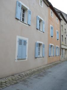 Location Appartement 4 pi�ces EBREUIL 03450