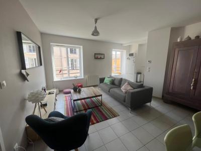 Location Appartement 3 pi�ces SAINT-ETIENNE-DES-OULLIERES 69460