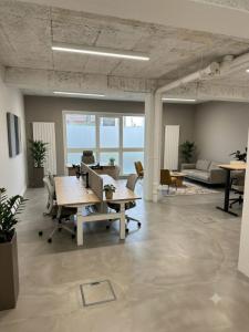 Vente Local commercial BRON 69500