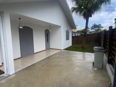 Location Maison SAINTE-CLOTILDE 97490