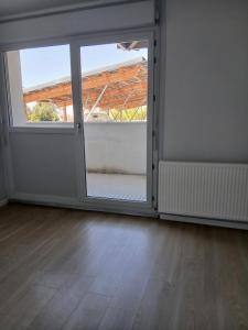 Location Appartement CHAZELLES-SUR-LYON 42140