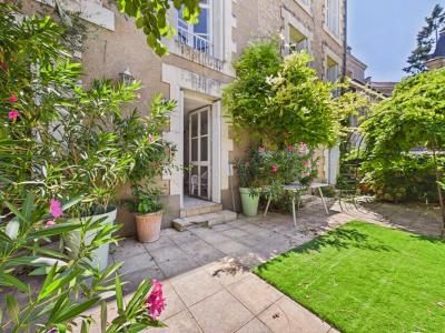 Vente Maison 14 pi�ces POITIERS 86000