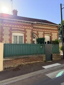 Location Maison 6 pi�ces SAINTE-SAVINE 10300