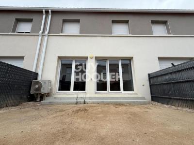 Vente Maison 5 pi�ces PEZILLA-LA-RIVIERE 66370