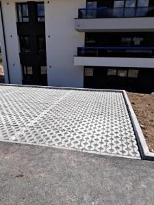 Location Parking ORNEX 01210