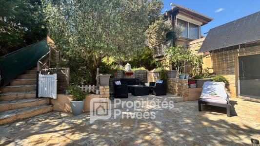 Vente Maison 4 pi�ces ROQUEBRUNE-SUR-ARGENS 83520
