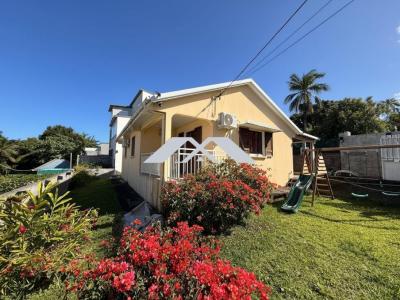 Vente Maison 4 pi�ces PETITE-ILE 97429