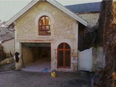 Location Appartement PESSAC-SUR-DORDOGNE 33890