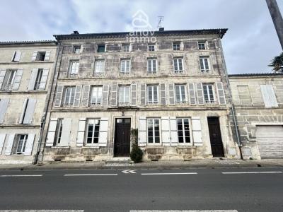 Vente Maison 10 pi�ces JARNAC 16200