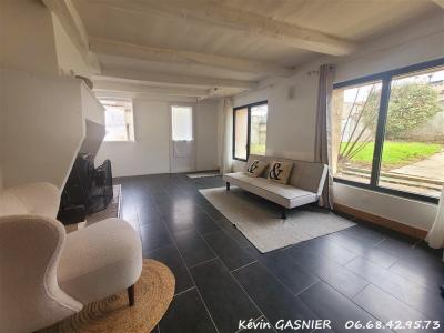 Vente Maison 5 pi�ces SAINT-COUTANT-LE-GRAND 17430