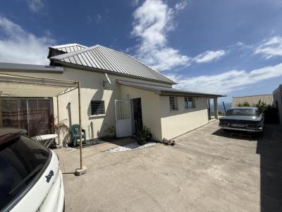 Vente Maison 6 pi�ces SAINT-GILLES-LES-BAINS 97434