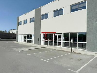 Location Local commercial CARQUEIRANNE 83320